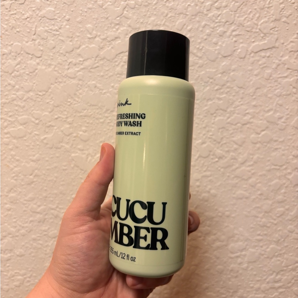 Victoria Secret Pink Cucumber Refreshing Body Wash - Picture 2 of 4
